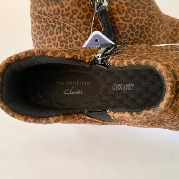 Clarks Pawley Adwin Cheetah Suede Ankle ZipUp Sneaker Leopard Bootie Women's - Picture 12 of 15